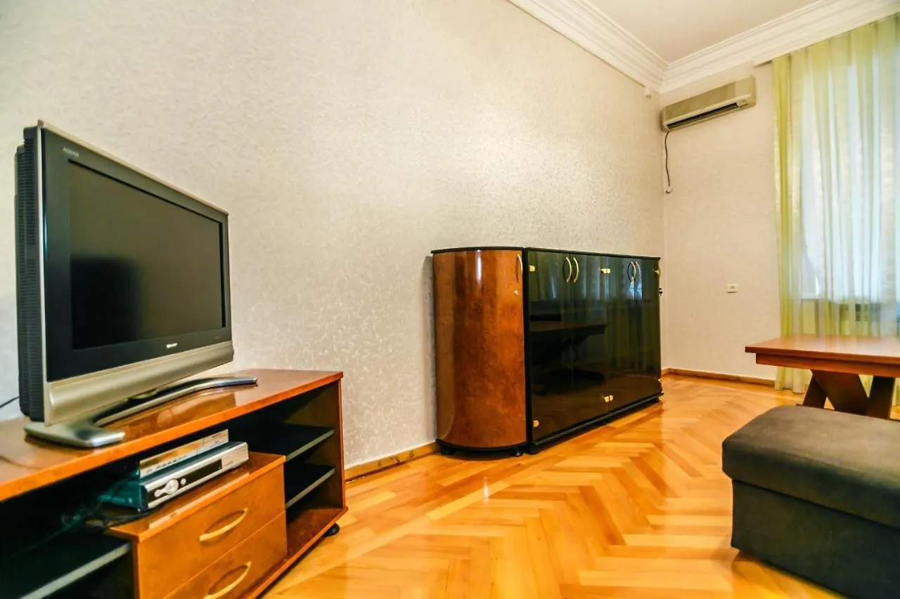 Ponoromic Nizami Apartment バクー
